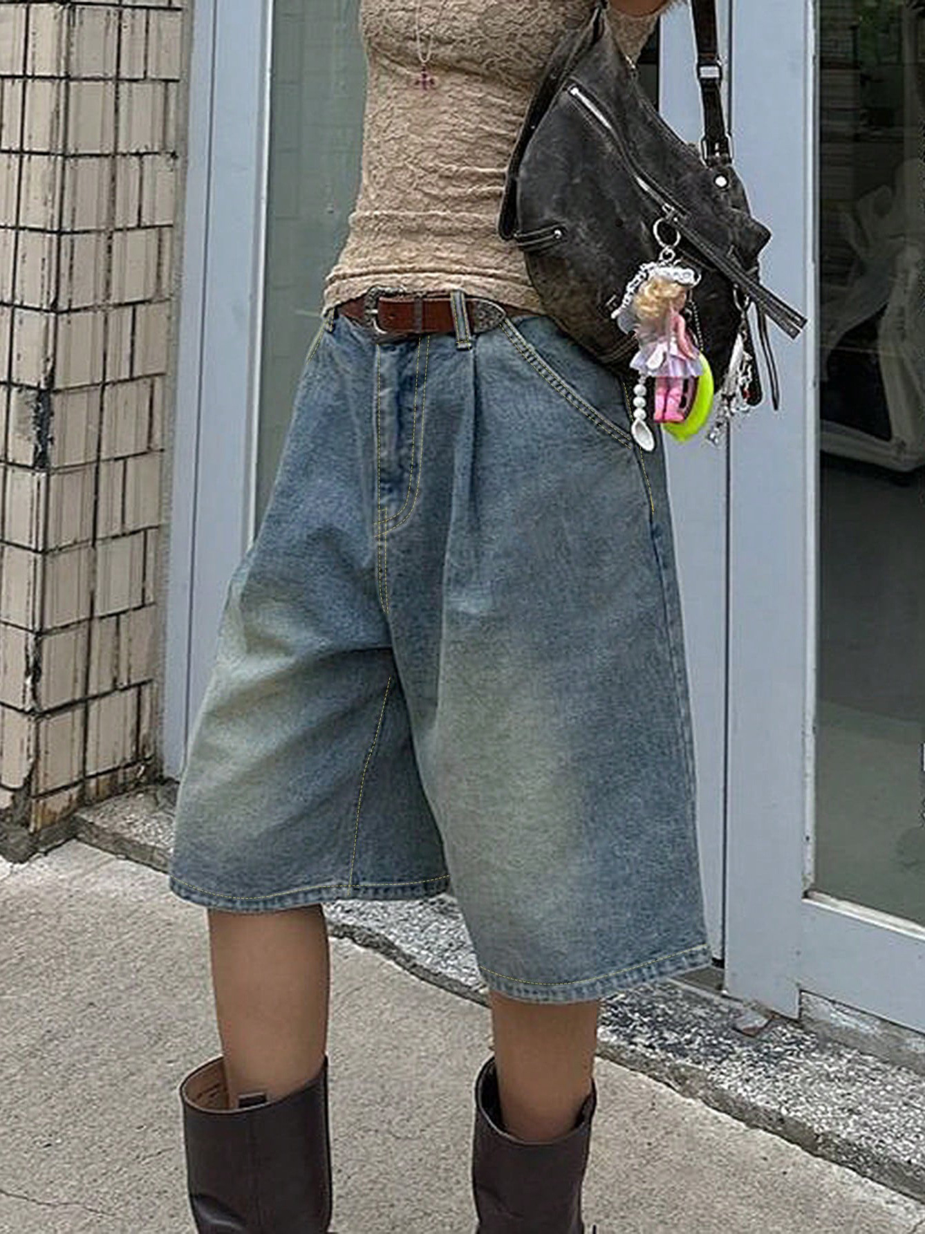 Retro Vintage Blue Cropped Pants - Stylish and Comfortable Denim Shorts for Women 02