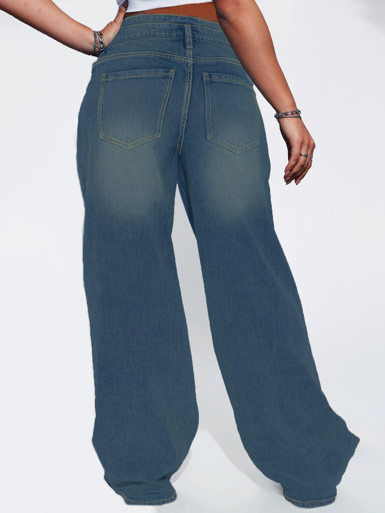 Buckle Design Retro Jeans - Stylish and Vintage-Inspired Denim for Women