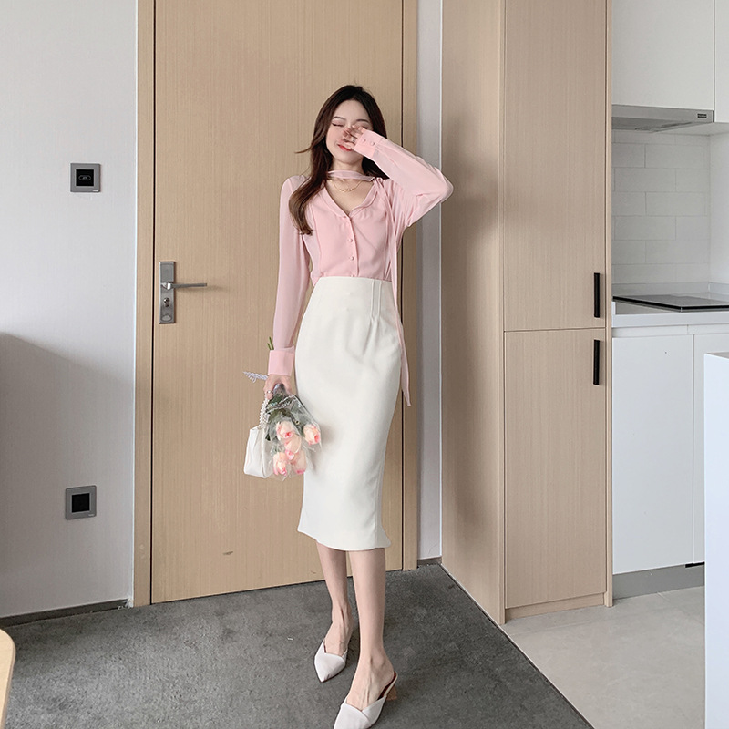 Elegant Solid Color Slim-Fit Skirt