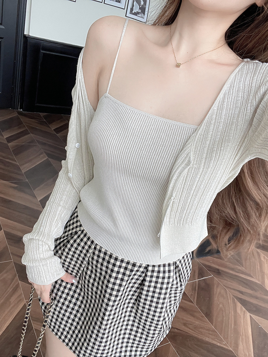 Classic Checkered Pleated Skirt