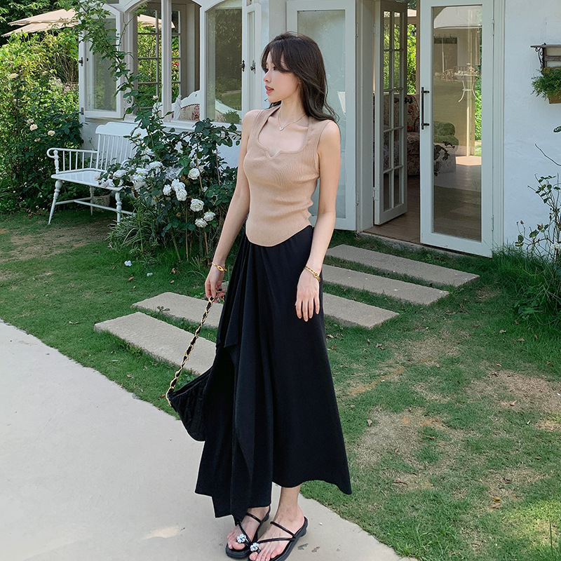 Elegant Black Asymmetric Hem Skirt