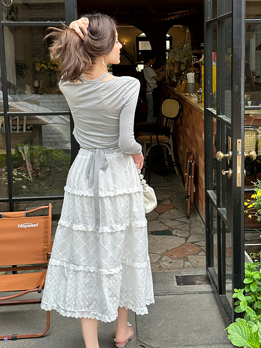 Elegant White Tiered Ruffle Skirt - Versatile & Feminine
