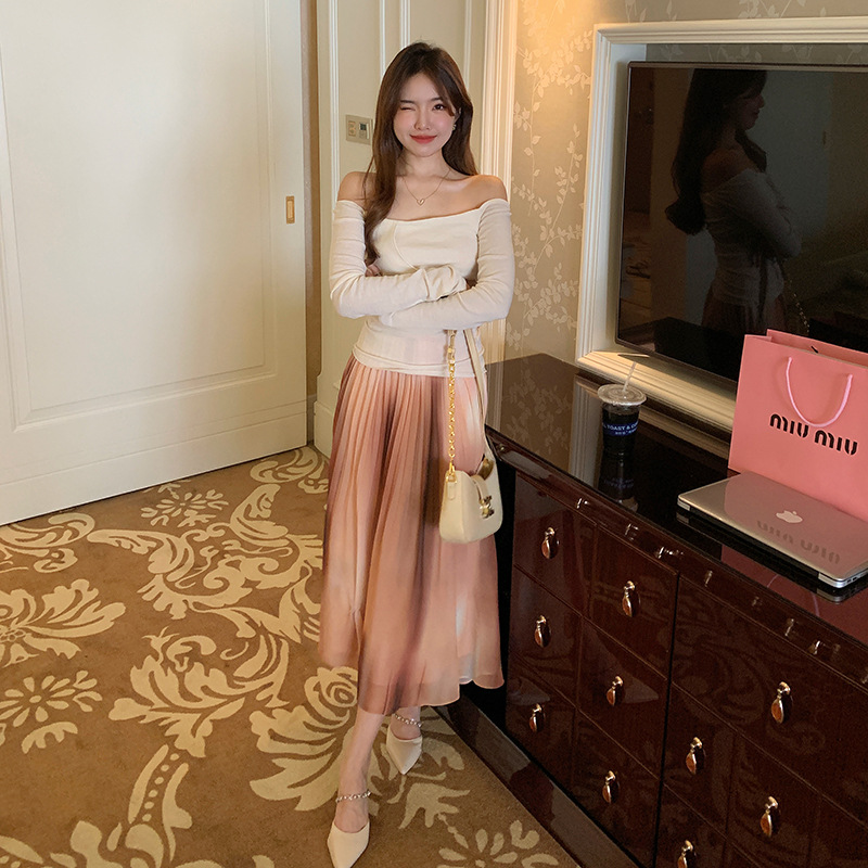 Elegant Pleated Maxi Skirt - Soft Ombre Colors