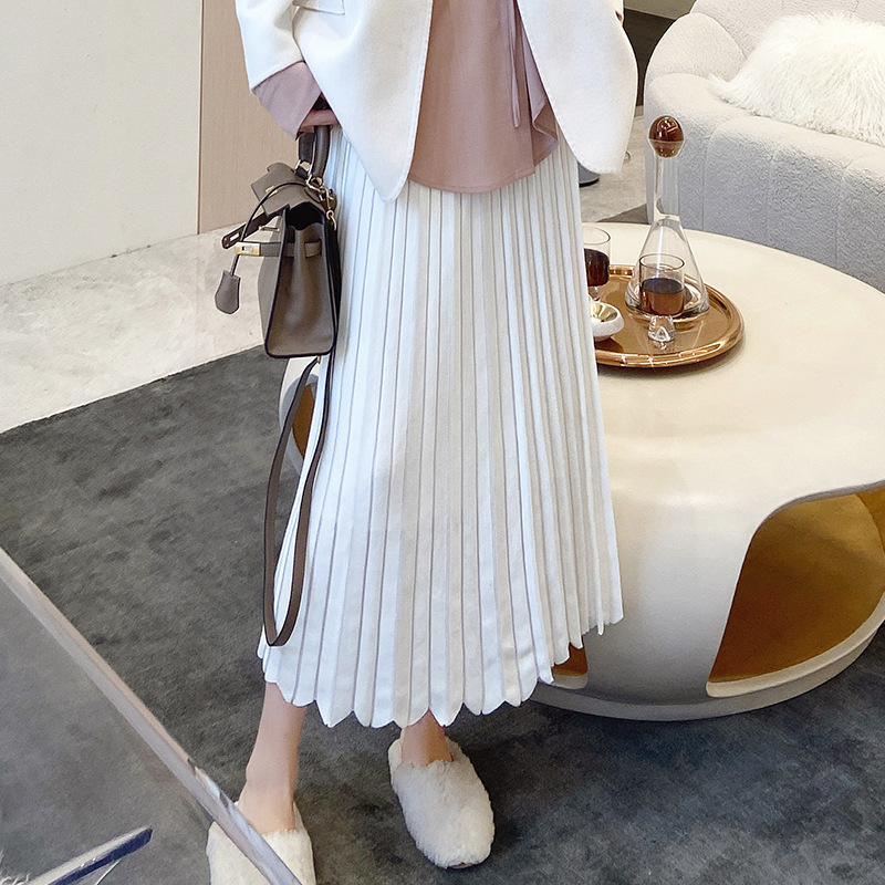 Elegant Pleated Long Skirt - Versatile Feminine Style