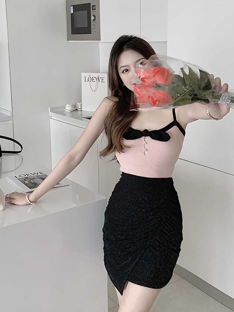 Black Textured Asymmetrical Hem Skirt