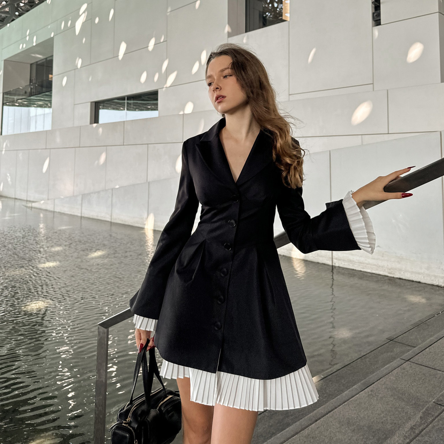 Elegant Collar Suit Dress with Contrast Colors