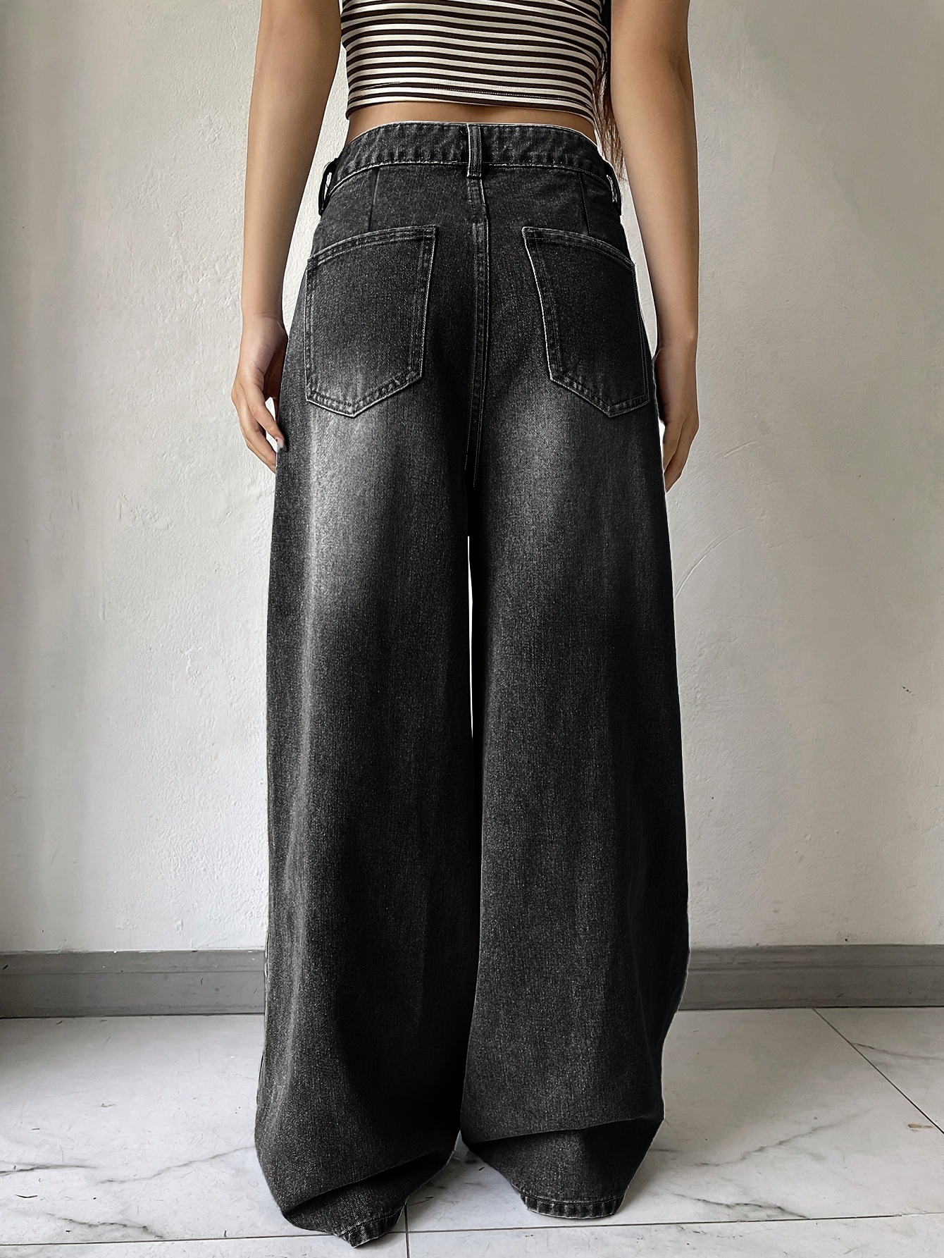 Design Inspired Wide Leg Jeans - Trendy and Flattering Denim for Women 02