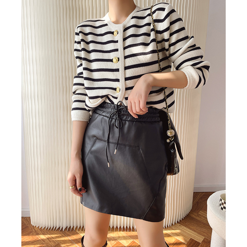 Women's Elastic Waist PU Leather Skirt with Drawstring Detail