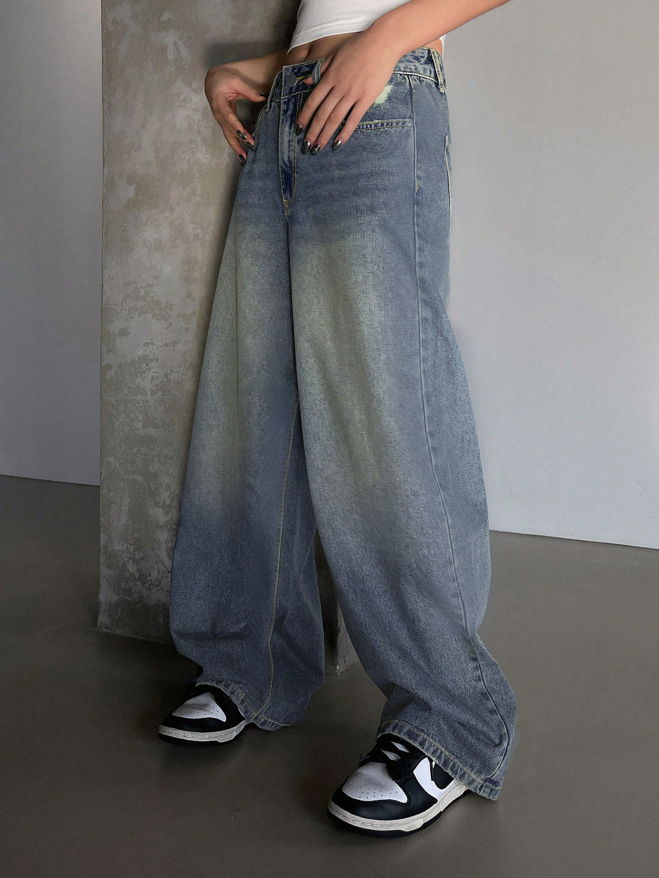 Office - Friendly Wide Leg Jeans - Loose and Slimming Chic Straight Leg Pants