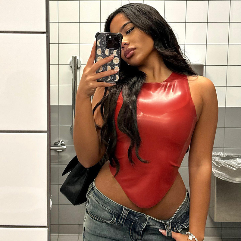 Round Neck Sleeveless Top 