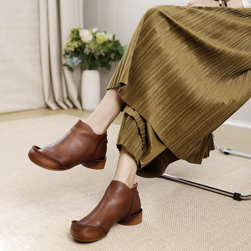 Retro Chunky Heel Soft - Sole Single Boot