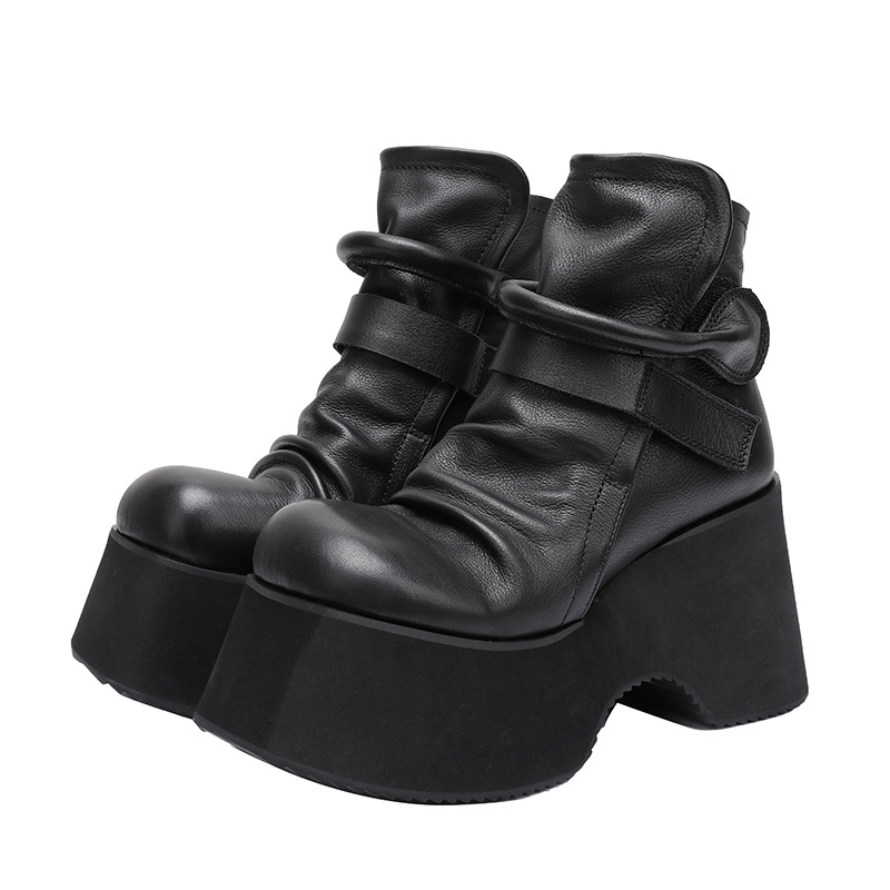 Vintage Chunky Heel Round - Toe Lace - Up Boot