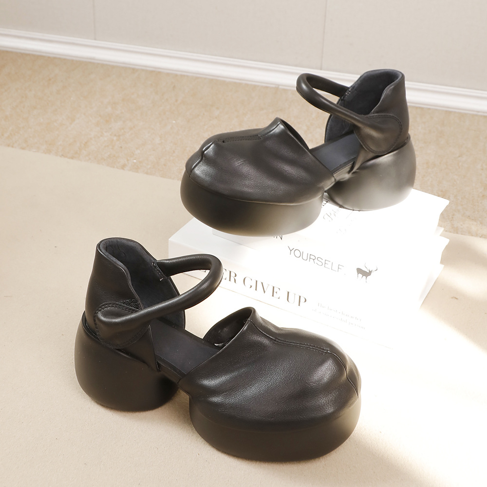 Women's Fashionable Hollow - out Retro Cowhide Shoes