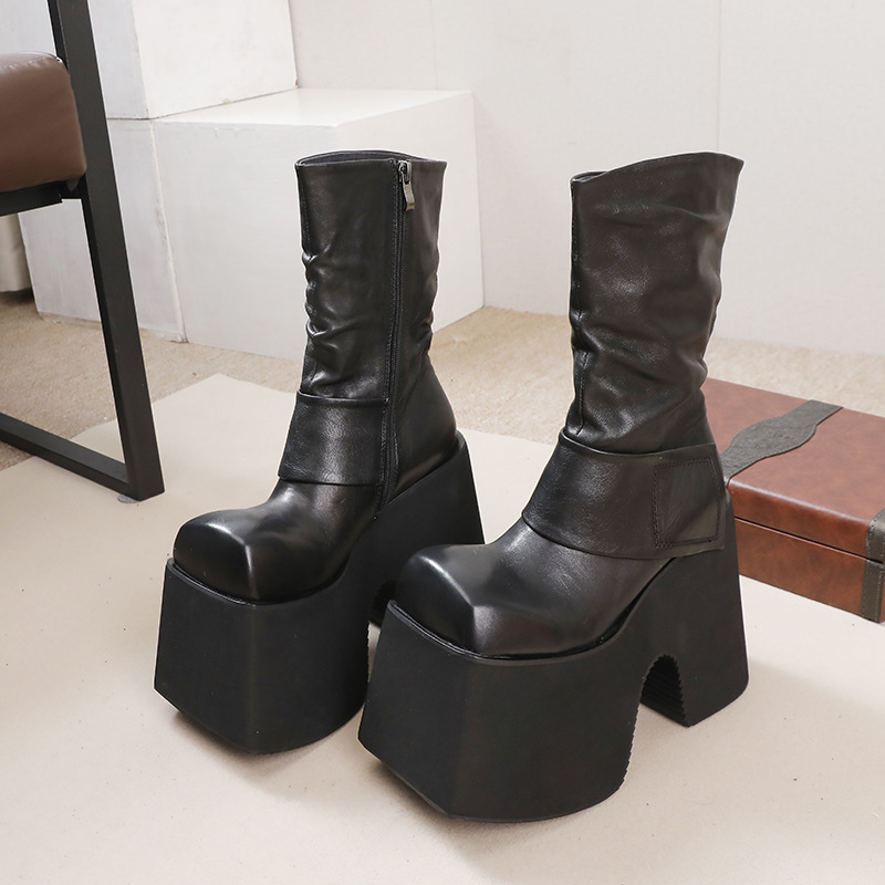 Petite Chunky Heel Knee-High Boots in Top-Grain Leather