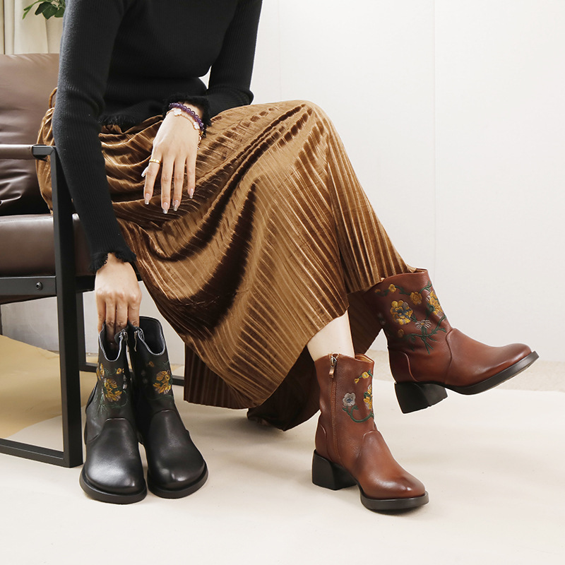 Embroidered Ethnic Handmade Vintage Soft Cowhide Wide-Cuff Ankle Boot