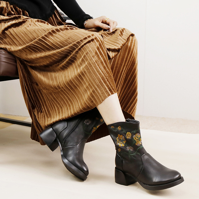 Embroidered Ethnic Handmade Vintage Soft Cowhide Wide-Cuff Ankle Boot