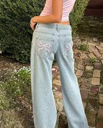 Bow Pocket Embroidered Jeans - Chic and Stylish Denim with Bow Detail for a Fashionable Look review FashionistaJane